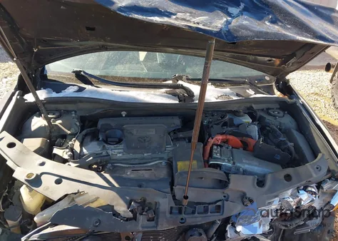 2012 Toyota Camry Hybrid Le from USA, damaged, VIN 4T1BD1FK1CU032492